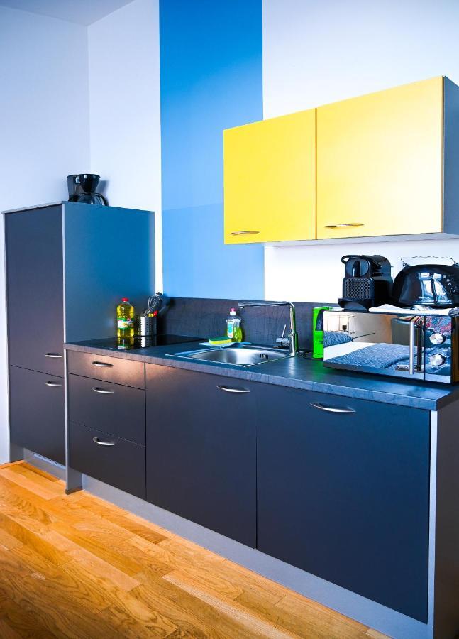Backpacker Apartment Schoenbrunn Viena Exterior foto