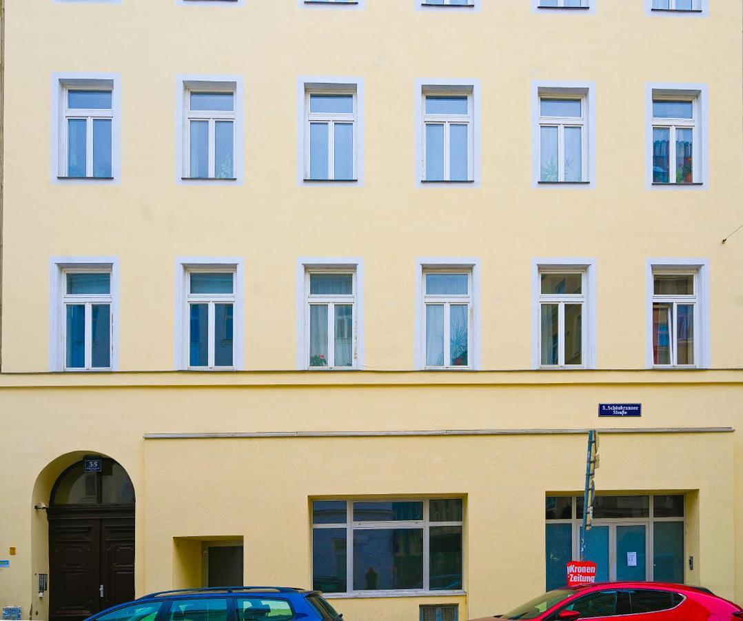 Backpacker Apartment Schoenbrunn Viena Exterior foto
